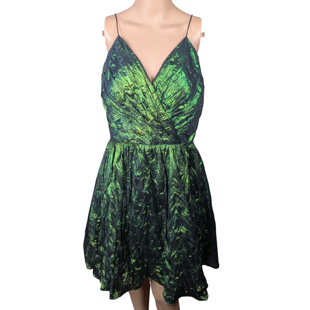 Aidan Mattox Green Metallic Crinkle Wicked Fit & Flare Cocktail Party Dress SZ 8
